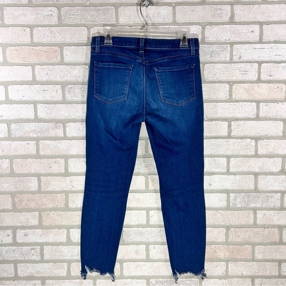 J Brand 835 Midrise Crop Skinny Shark Bite Hem Jeans in Galaxy Wash Size 28 - Picture 7 of 12